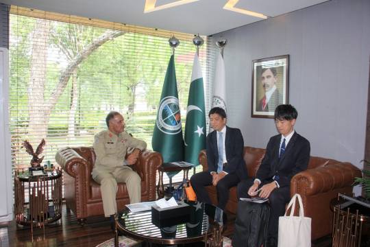 20-07-2023, Islamabad: JICA Country Head called on Chairman NDMA Lt General Inam Haider Malik at NDMA HQs.